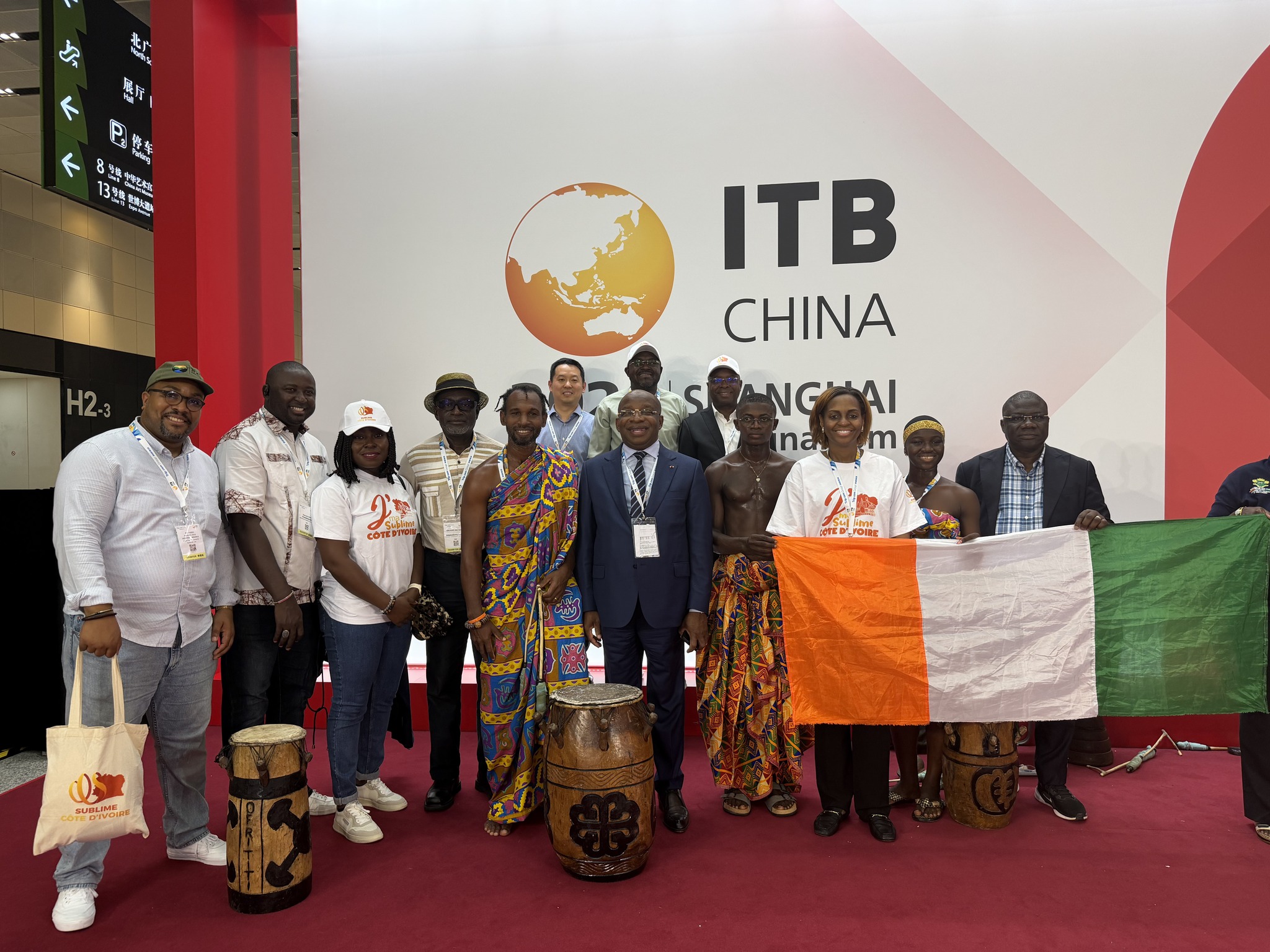 Conduite par le Ministre du Tourisme et des Loisirs, Siandou Fofana, la délégation ivoirienne a marqué l'ITB CHINA 2026 par une véritable démonstration de force, avec une présence remarquable des faîtières du secteur touristique.